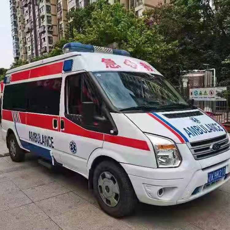 绵竹长途救护车护送病人返乡